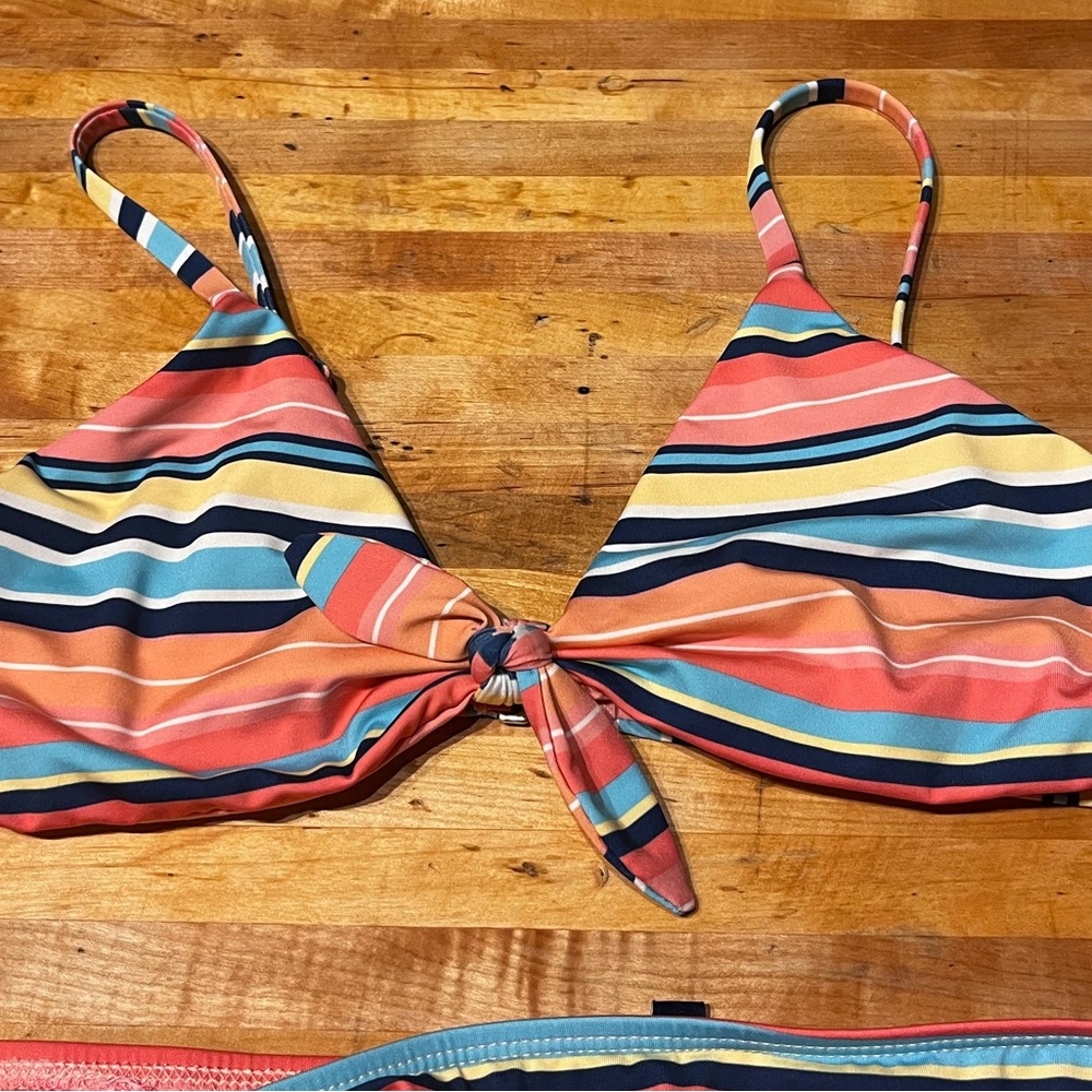 Splendid Bikini - Picture 8 of 8